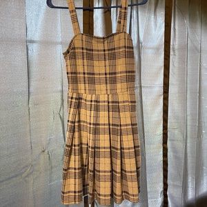 Dress from rue21, was gifted selling because it’s to big. Size medium